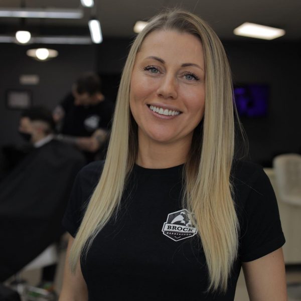 Мы напоминает вам о том, что наша Ольга теперь не просто Barber, a Pro Barber …