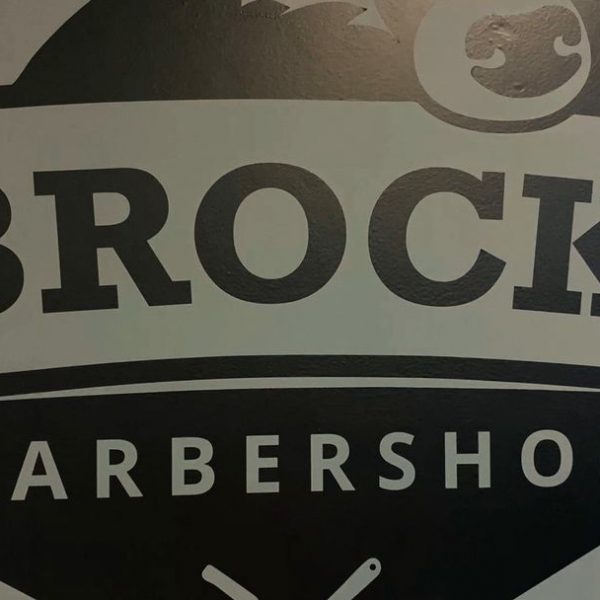 Наша команда Brock поздравляет вас с наступающим Рождеством и Новым Годом