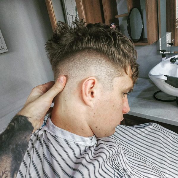 Pro Barber Евгений К нему ещё есть на 07.09 свободные места по адресу: Победит…