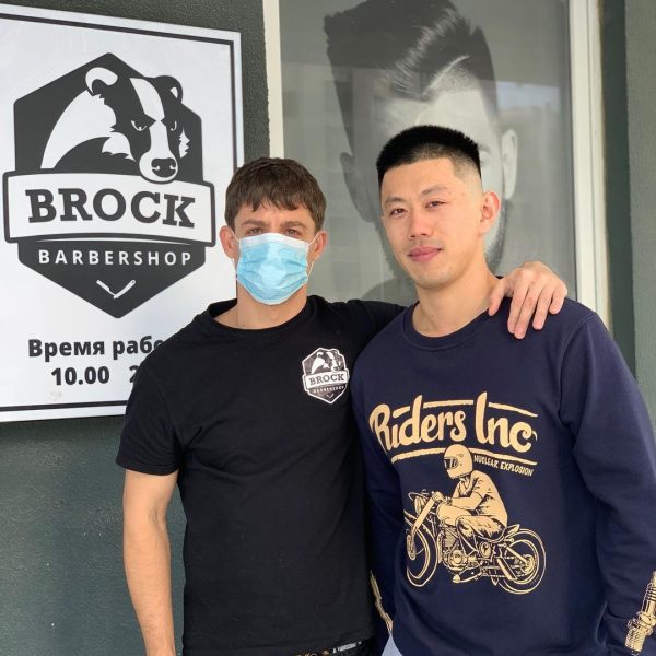 Pro Barber Максим и наш довольный клиент ⠀ Успейте записаться к этому маст…