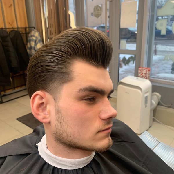 Работа Barber-а Миланы -Мужская стрижка ⠀ Успейте записаться к этому мастеру …