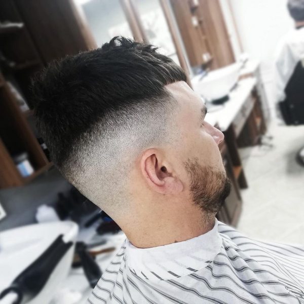 Трудился Pro Barber Евгений К нему ещё есть на сегодня свободные места по адре…