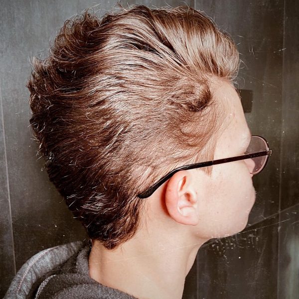 В @brock.barbershop всегда помогут найти ТВОЮ стригу Старалась pro barber Полин…