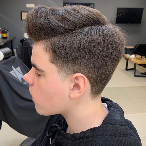 Впечатляющее до/после от нашего TOP-barbera Дмитрия Соловьева Работает по адре…