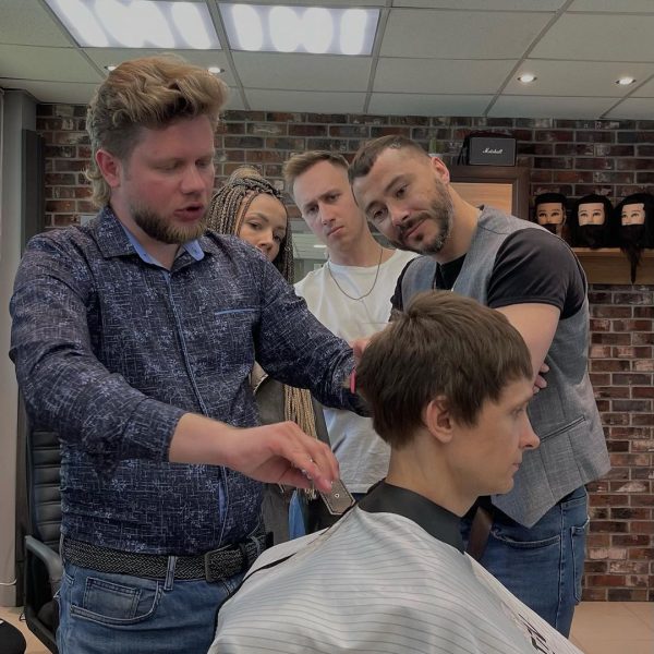 Мы знаем, что вы хотите стричься у лучших