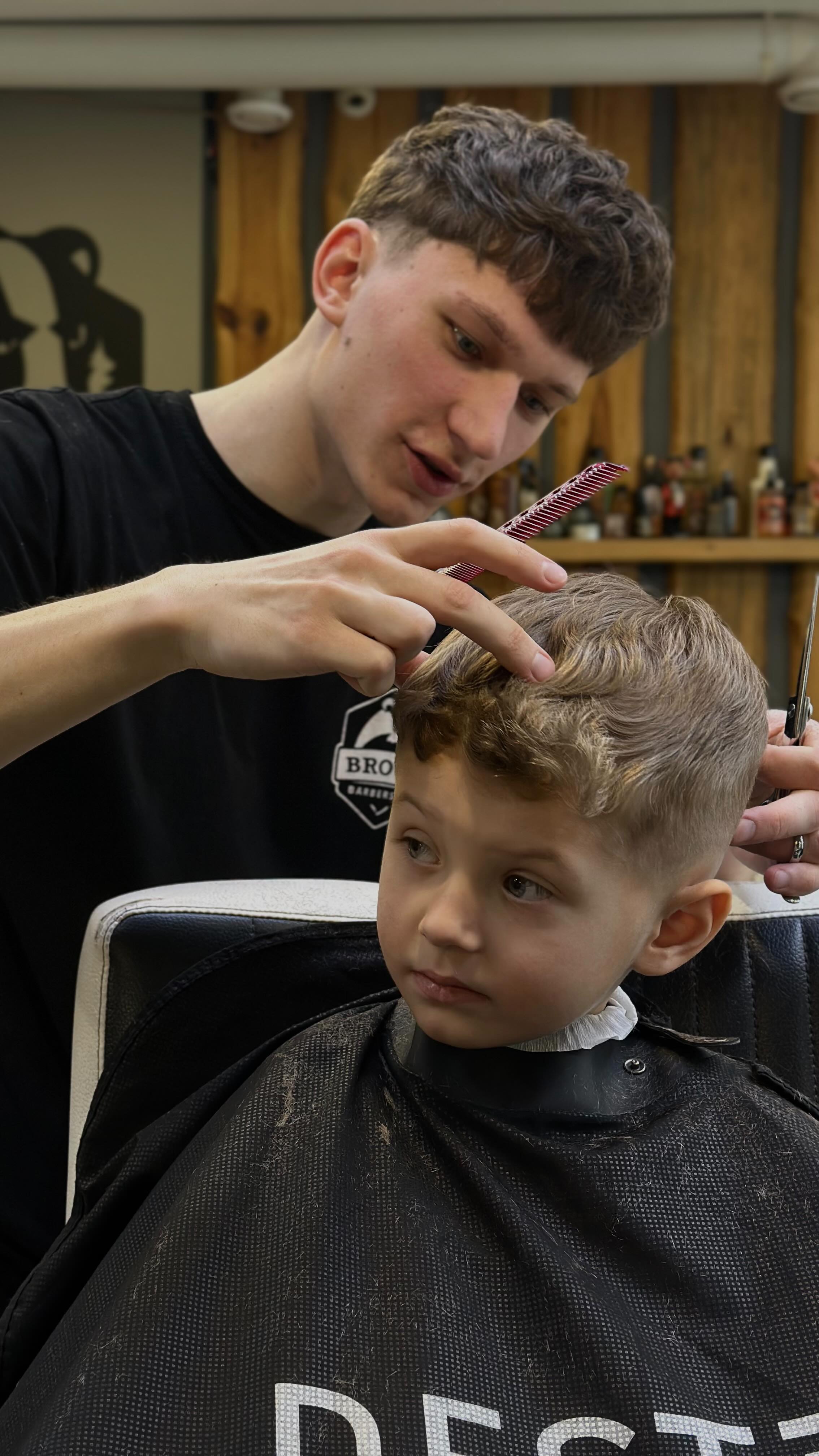 Детская стрижка - Pro Barber Роман 1 detskaya strizhka pro barber roman