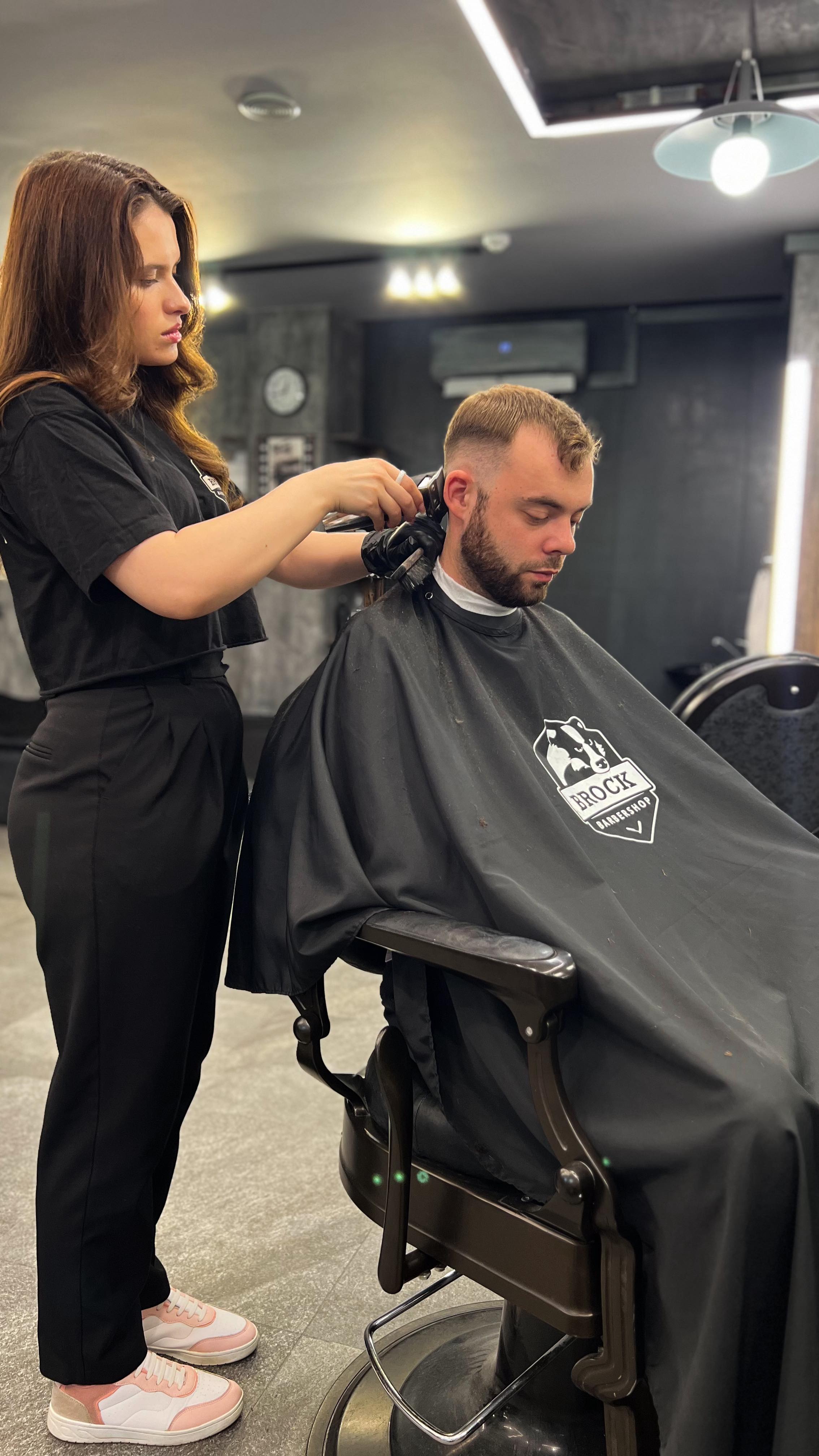 Комплекс «Мужская стрижка + моделирование бороды и усов» от Pro Barber Екатерины 1 kompleks muzhskaya strizhka modelirovanie borody i usov ot pro
