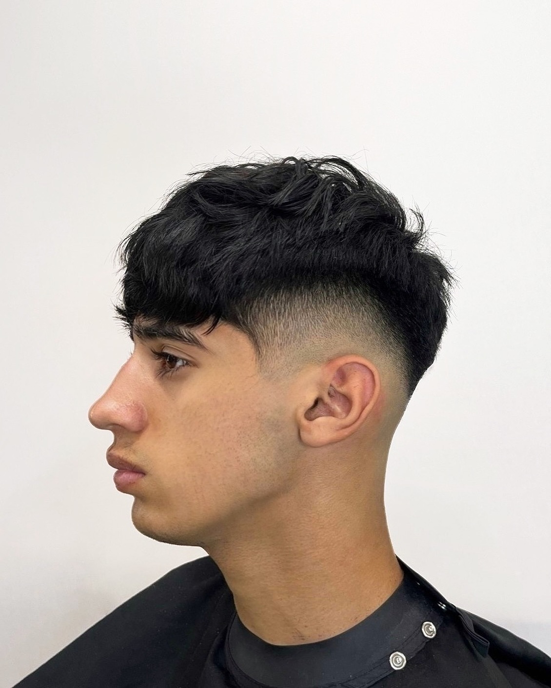 Мужская стрижка от Pro Barber Александра 1 muzhskaya strizhka ot pro barber aleksandra